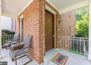 12153 Abbey Glen Ct in Woodbridge, VA - Building Photo - Building Photo
