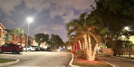 7075 NW 173rd Dr in Hialeah, FL - Building Photo - Building Photo