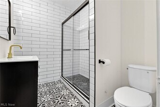 3326 E Overlook Rd in Cleveland Heights, OH - Building Photo - Building Photo