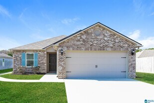 304 Hidden Ct in Montevallo, AL - Building Photo