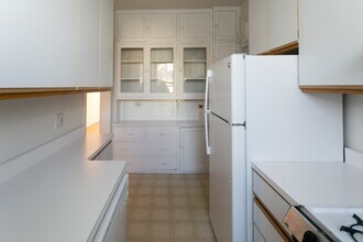 1324 Oak Ave in Evanston, IL - Building Photo - Building Photo