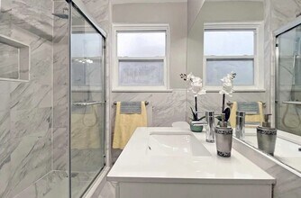 65 Holcolm Rd in Toronto, ON - Building Photo - Building Photo