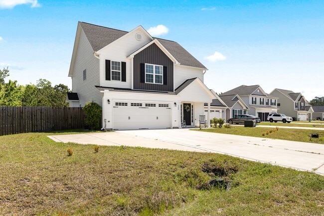 520 Black Pearl Cir in Jacksonville, NC - Building Photo - Building Photo