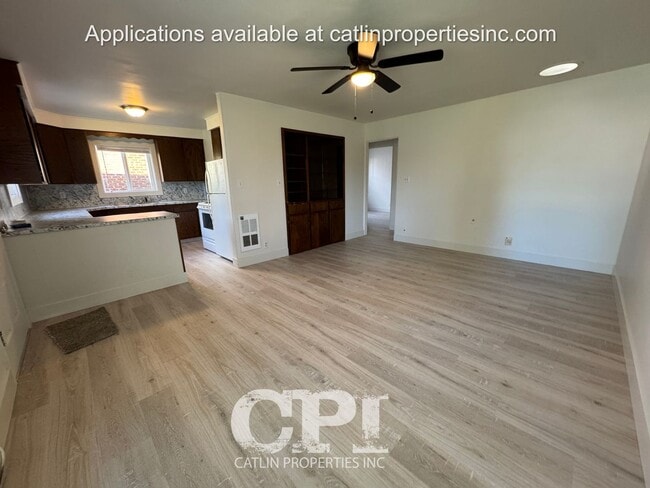 1106 16th Ave in Longview, WA - Building Photo - Building Photo