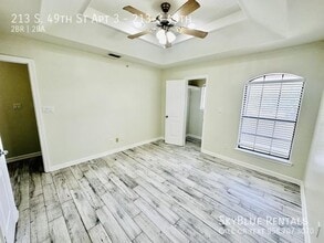213 S 49th St in McAllen, TX - Building Photo - Building Photo