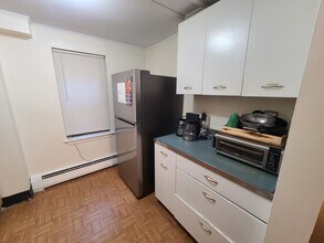 1758 Commonwealth Ave in Boston, MA - Building Photo - Building Photo