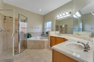 3535 Somerset Cir in Kissimmee, FL - Building Photo - Building Photo