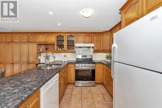 63 Newborough Crescent in Ottawa, ON - Building Photo - Building Photo
