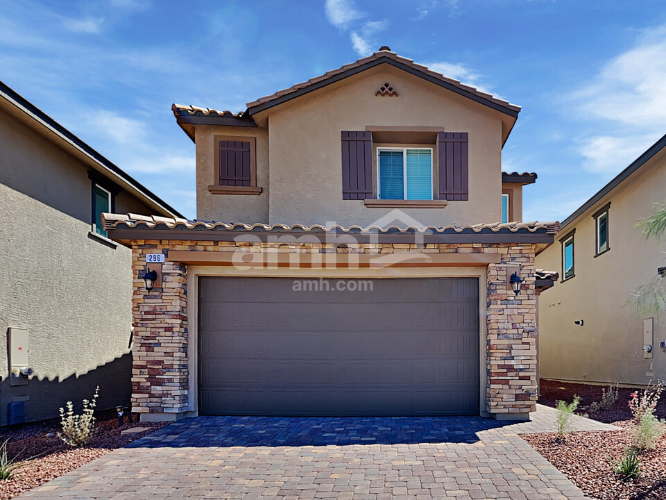 296 Palazza Reserve Pl in Henderson, NV - Building Photo