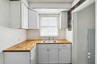 19400 Harlow Ave in Detroit, MI - Foto de edificio - Building Photo