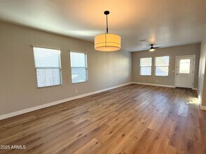 2720 E Omega Dr in San Tan Valley, AZ - Building Photo - Building Photo