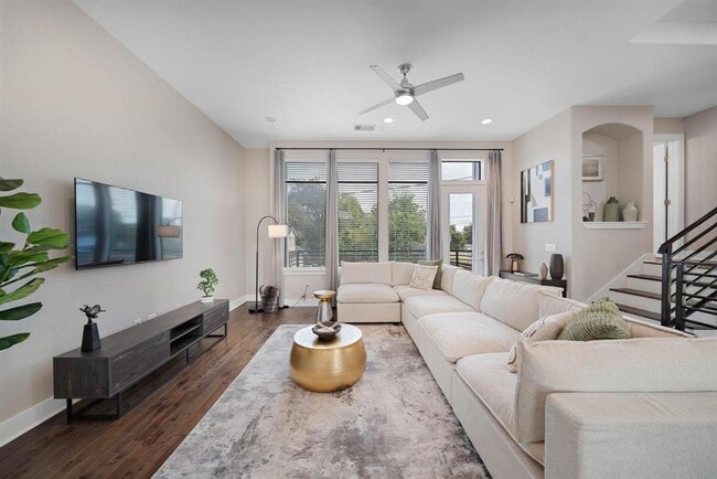 property at 1603 Holly St