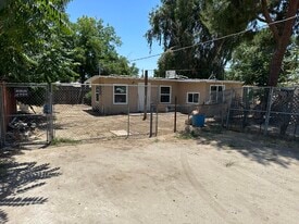 509 Beardsley Ave in Bakersfield, CA - Building Photo