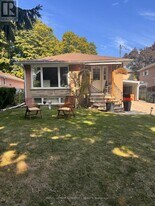 30 Gentian Dr in Toronto, ON - Building Photo