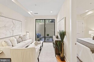 2140 Wisconsin Ave NW, Unit 1 in Washington, DC - Building Photo