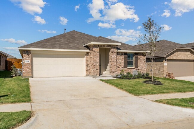 5808 Piedrosa Ct in Lantana, TX - Building Photo - Building Photo