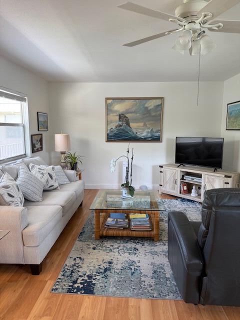 699 Saxony Pl in Delray Beach, FL - Building Photo