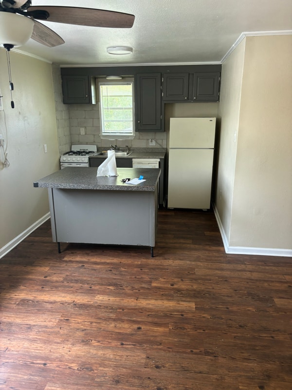 2584 Iowa St in Baton Rouge, LA - Building Photo - Building Photo
