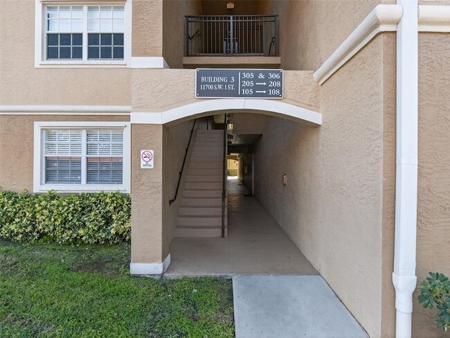 11700 SW 1st St, Unit 3105 in Pembroke Pines, FL - Building Photo - Building Photo