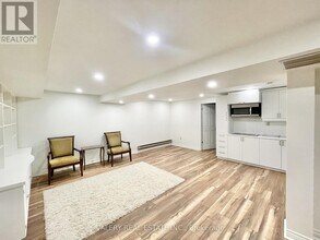 12 Weatherstone Ct in Niagara-On-The-Lake, ON - Building Photo - Building Photo