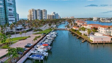 4000 Gulf Shore Blvd N in Naples, FL - Building Photo - Building Photo