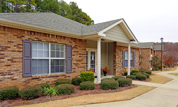 Greystone Apartments in Rainbow City, AL - Building Photo - Building Photo