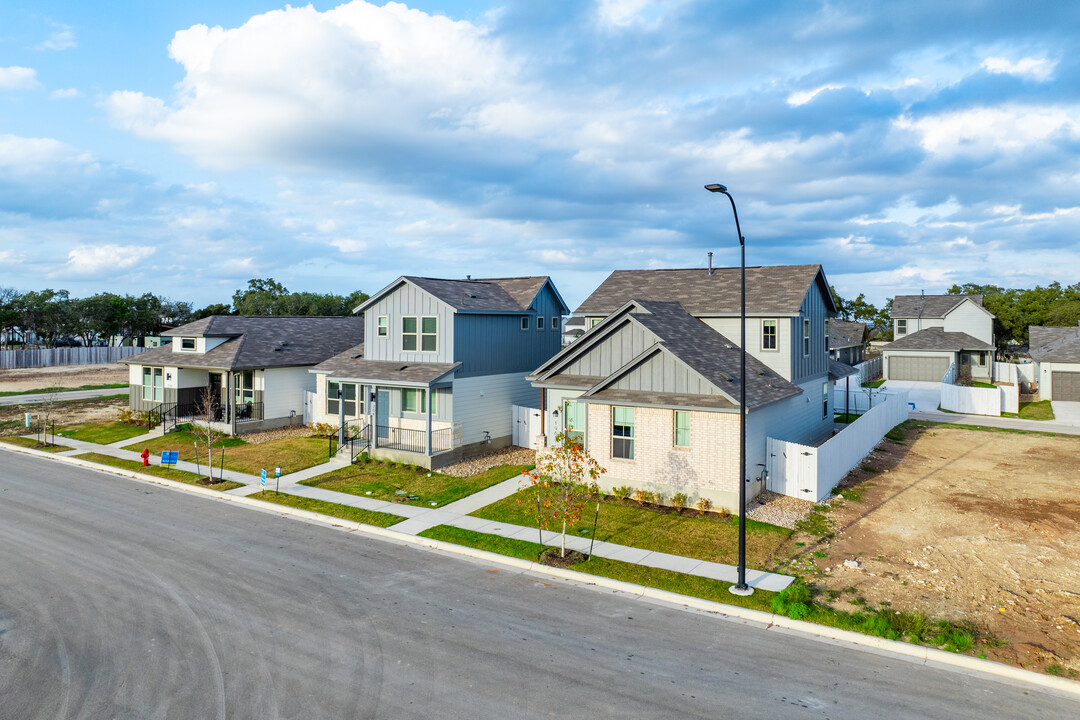 Sage Hollow in Kyle, TX - Building Photo