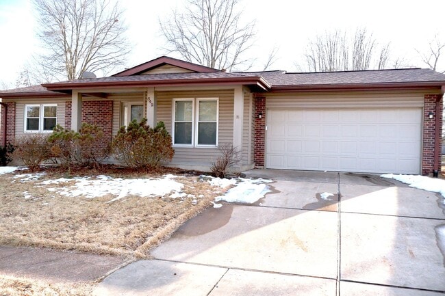 542 Lemonwood Dr in Ballwin, MO - Building Photo - Building Photo