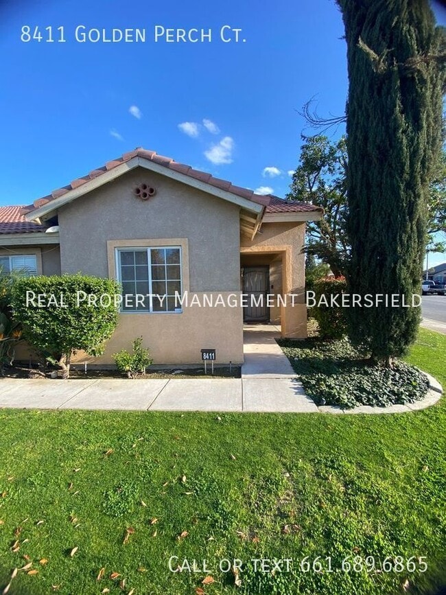 8411 Golden Perch Ct in Bakersfield, CA - Building Photo - Building Photo