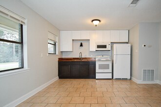411 Braxton Ave in Wiggins, MS - Building Photo - Building Photo