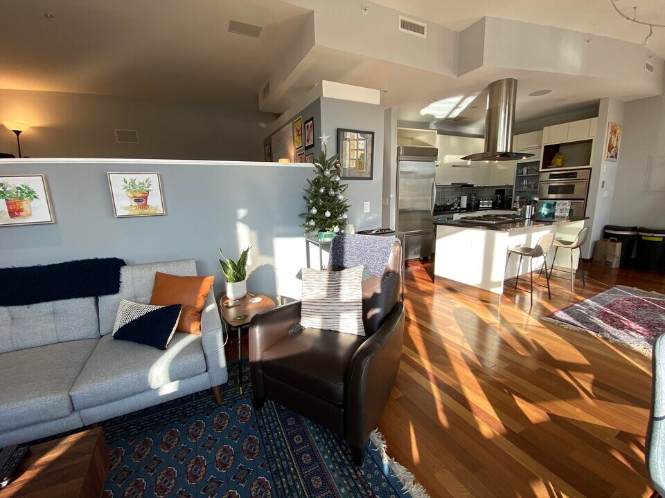 1413 P St NW, Unit 501 in Washington, DC - Foto de edificio