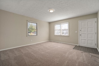 110 North St in Gahanna, OH - Building Photo - Building Photo
