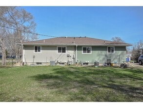 1314 10th St N in St. Cloud, MN - Building Photo - Building Photo