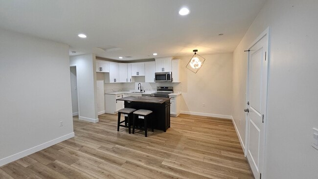 8655 N Loop Blvd in California City, CA - Building Photo - Building Photo