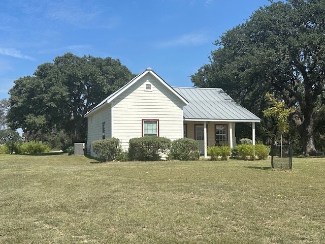 38400 Interstate 10 W in Boerne, TX - Foto de edificio