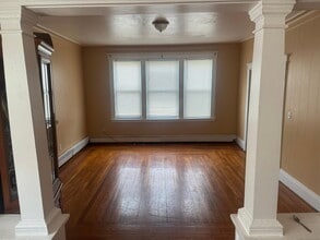 19 Westland St, Unit #3 in Hartford, CT - Building Photo - Building Photo