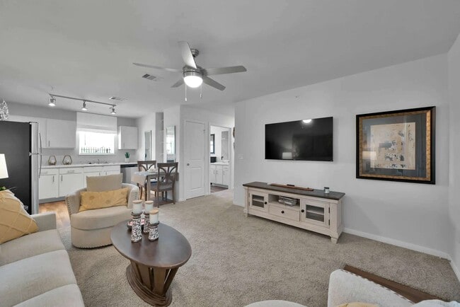 Esperanza at Keith Harrow in Katy, TX - Building Photo - Building Photo