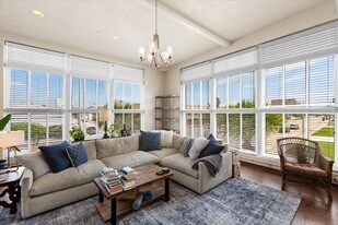 2504 Church St in Galveston, TX - Building Photo