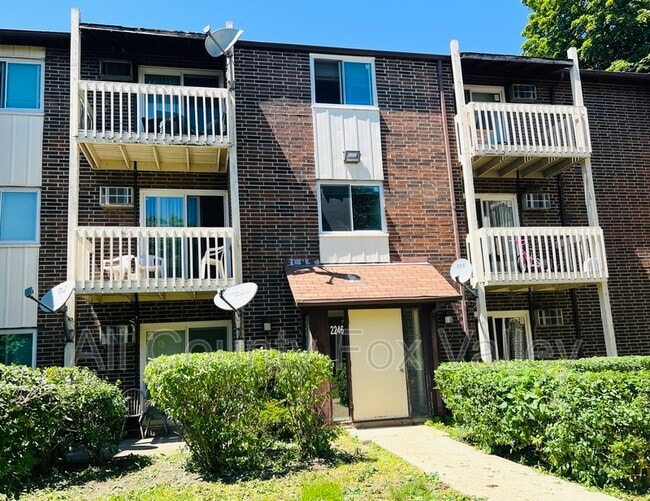 property at 2246 W Nichols Rd