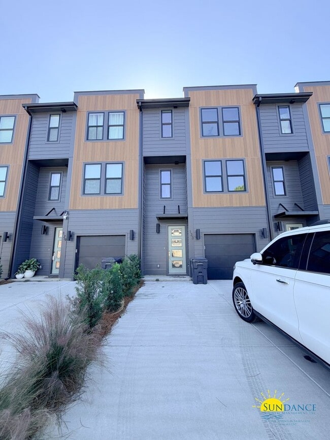 property at 133 Blue Eden Lp