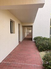 944 S Peninsula Dr in Daytona Beach, FL - Building Photo - Building Photo