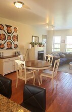 717 W Evergreen Ave in Chicago, IL - Building Photo - Building Photo