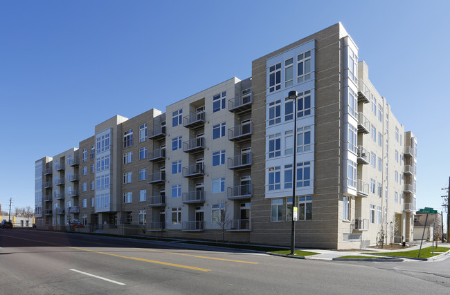 2828 ZUNI in Denver, CO - Foto de edificio - Building Photo