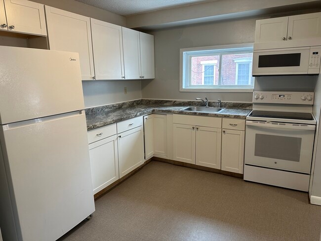 property at 10 Macomb St