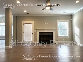 4885 Hanson Farms Ln in Cumming, GA - Building Photo - Building Photo