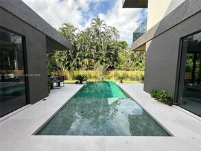 1065 NE 119th St in Biscayne Park, FL - Building Photo - Building Photo