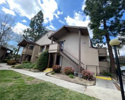 6510 College Grove Dr in San Diego, CA - Building Photo