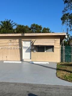 125 SE 2nd Terrace in Hallandale Beach, FL - Building Photo - Building Photo