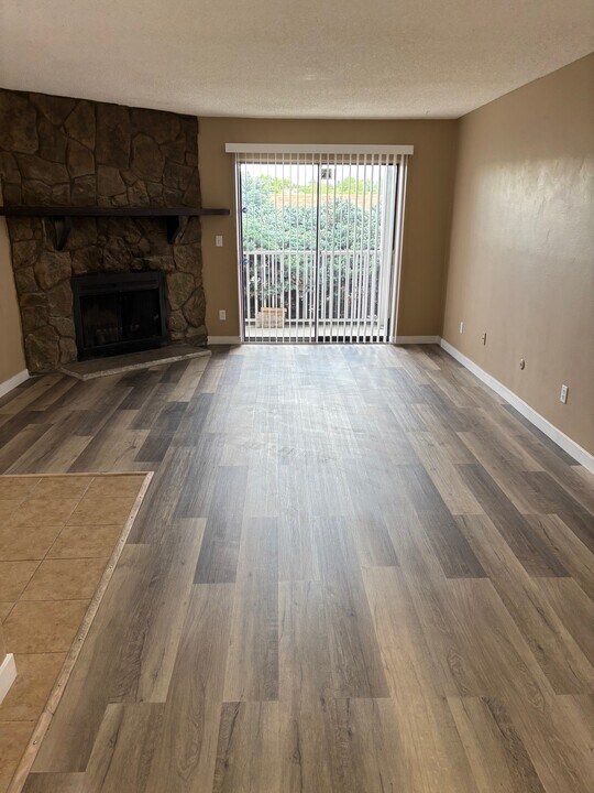 940 S Walden Way, Unit Foxdale Condominiums in Aurora, CO - Building Photo