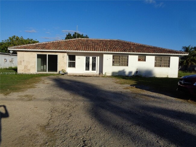 32970 SW 210th Ave in Homestead, FL - Building Photo - Building Photo